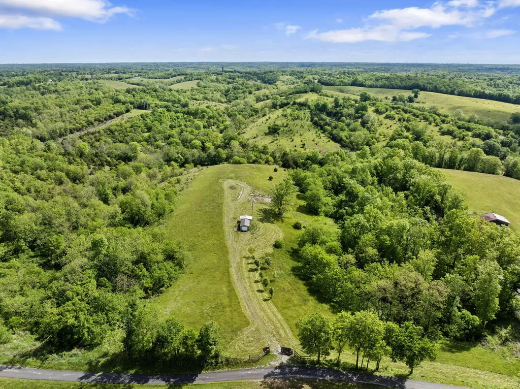 2771 Baker Ridge Road Willisburg KY 40078