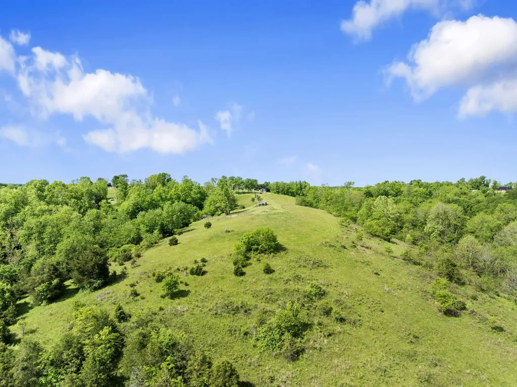 2771 Baker Ridge Road Willisburg KY 40078