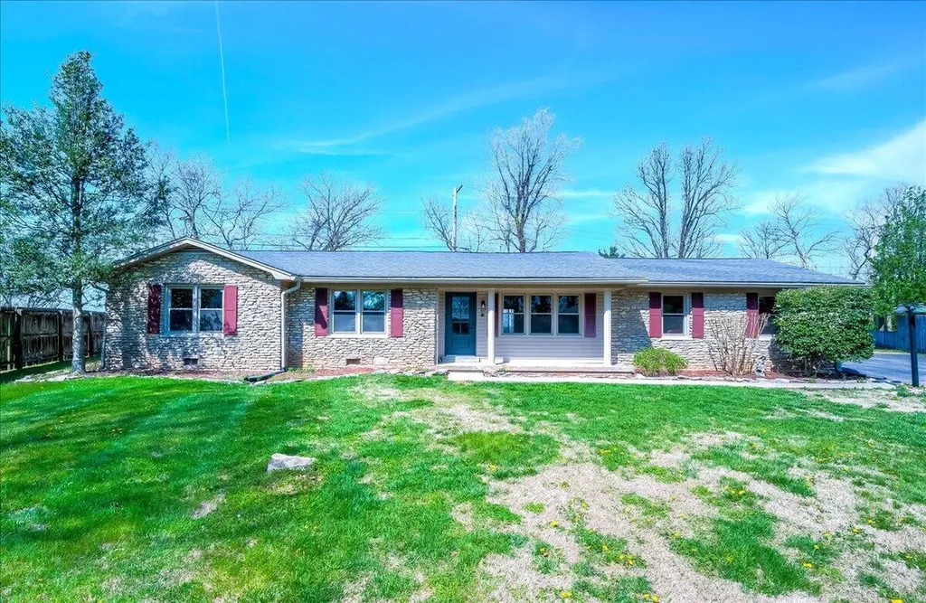 784 Colonial Trace Frankfort KY 40601