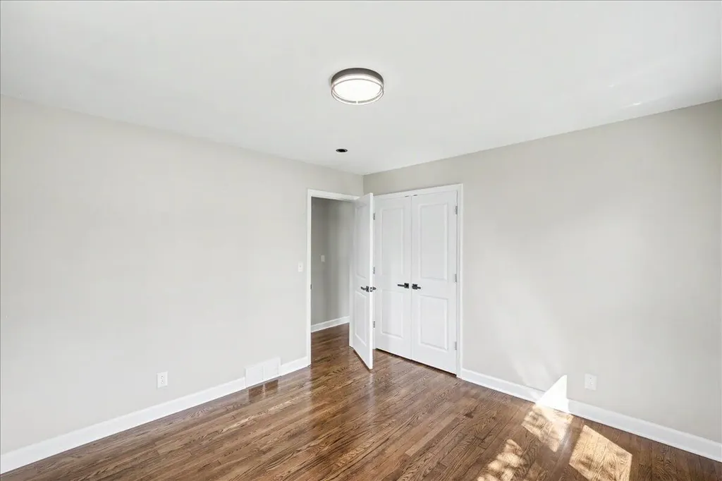 784 Colonial Trace Frankfort KY 40601