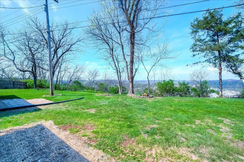 784 Colonial Trace Frankfort KY 40601