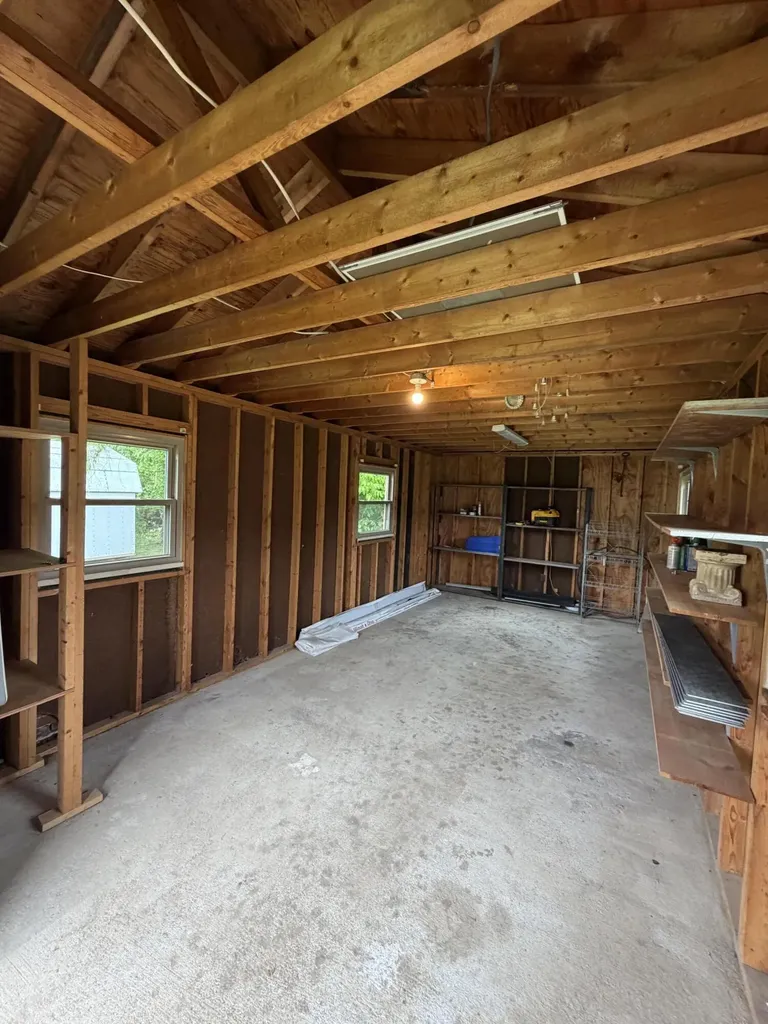 105 Geneva Avenue Irvine KY 40336