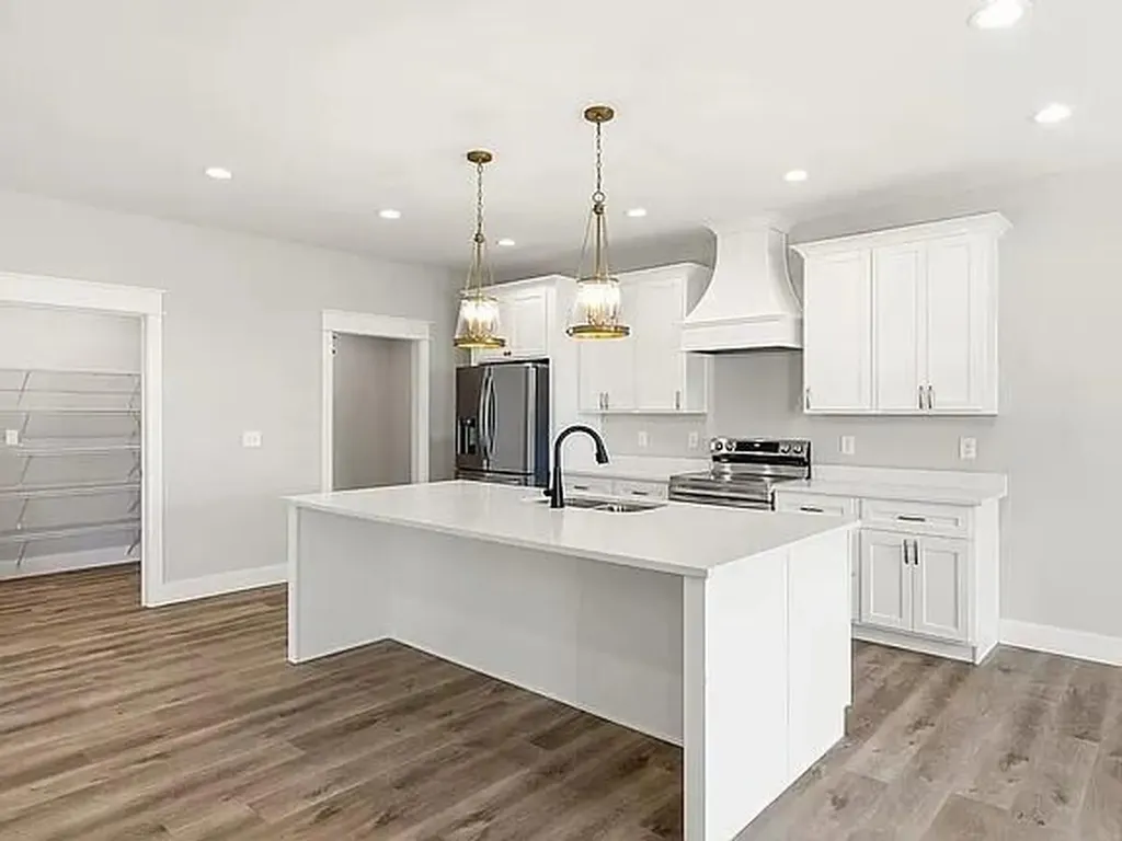 925 Meadow Lane Harrodsburg KY 40330