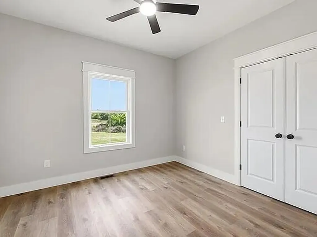 925 Meadow Lane Harrodsburg KY 40330