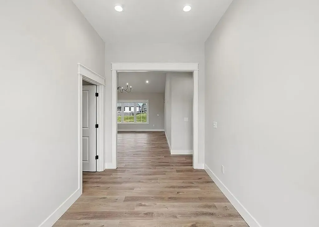 925 Meadow Lane Harrodsburg KY 40330