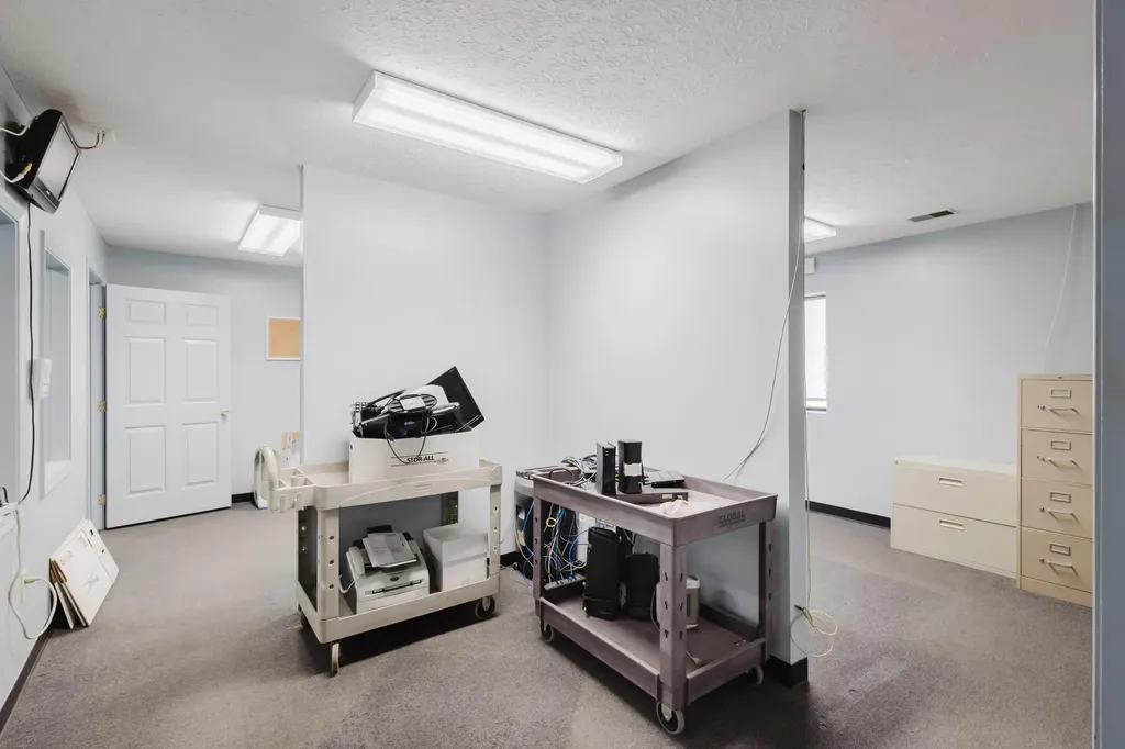 3205 7th Street Road Louisville KY 40216