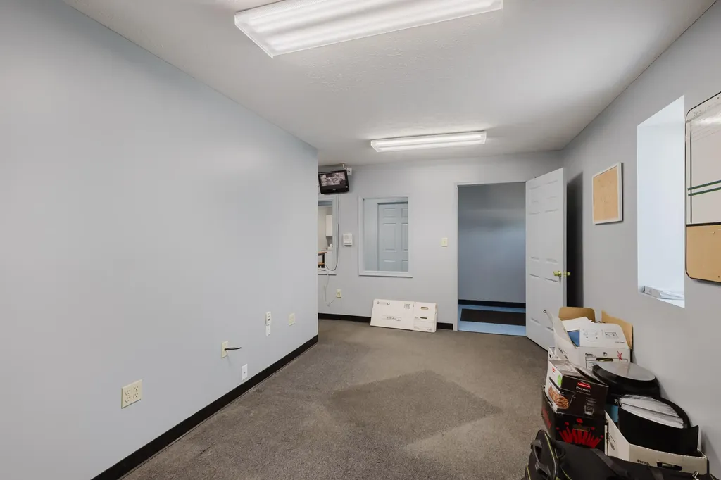 3205 7th Street Road Louisville KY 40216