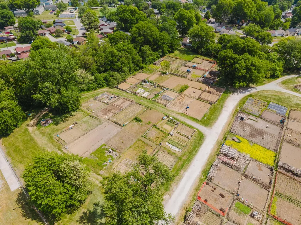 3205 7th Street Road Louisville KY 40216
