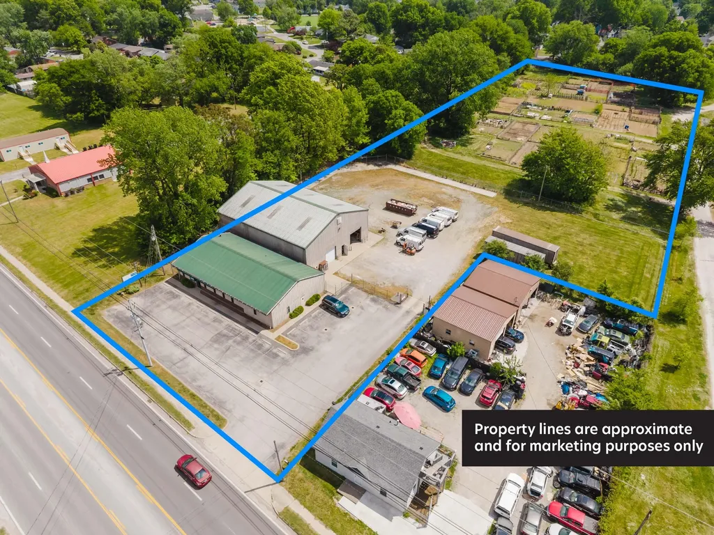 3205 7th Street Road Louisville KY 40216