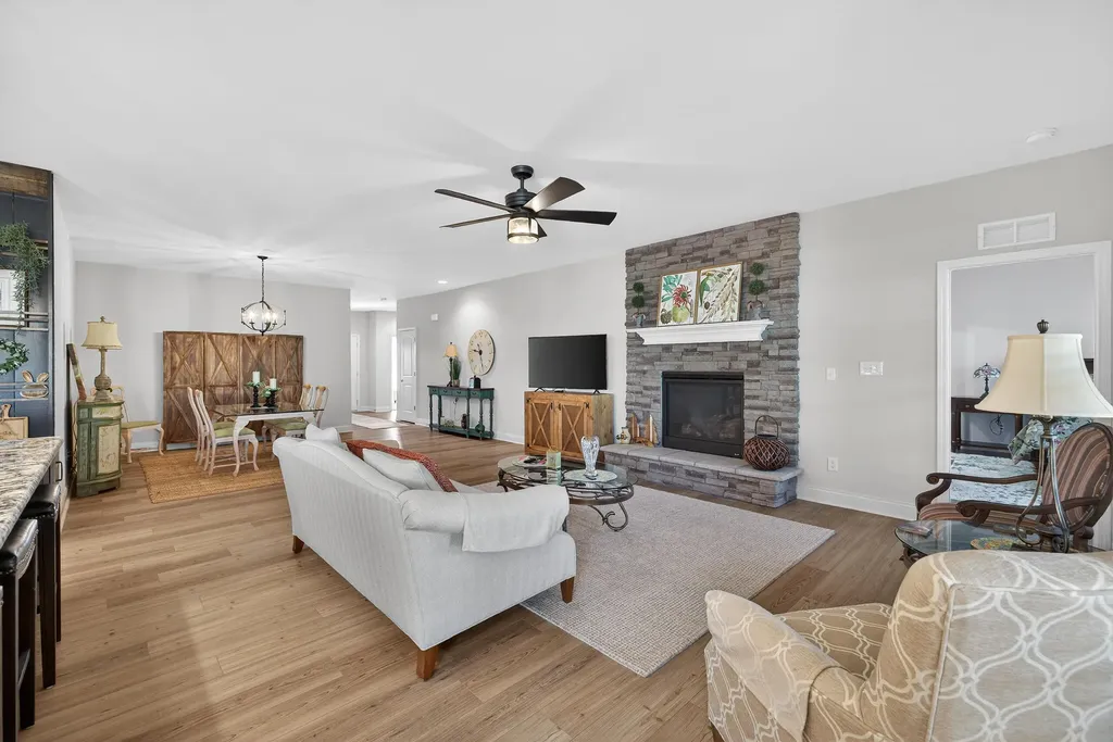 6153 Grey Oak Lane Nicholasville KY 40356