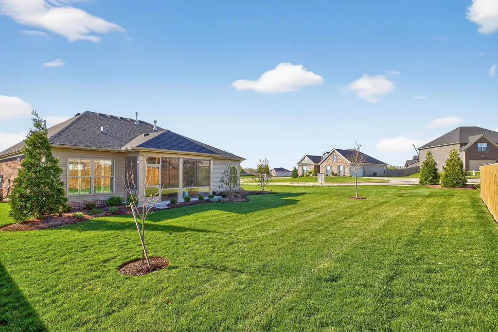 6153 Grey Oak Lane Nicholasville KY 40356