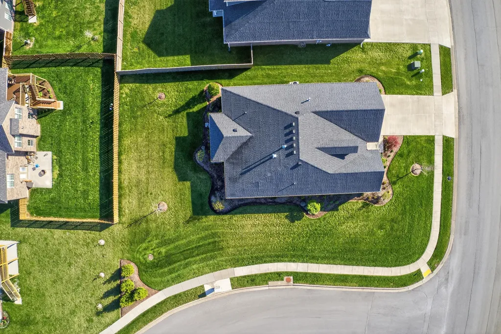 6153 Grey Oak Lane Nicholasville KY 40356