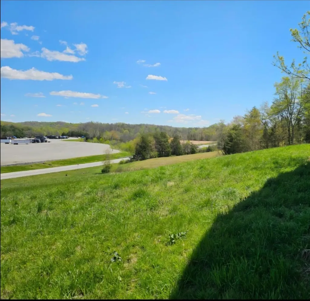 9999 S. Highway 127 Dunnville S Highway 127 Loop Dunnville KY 42528