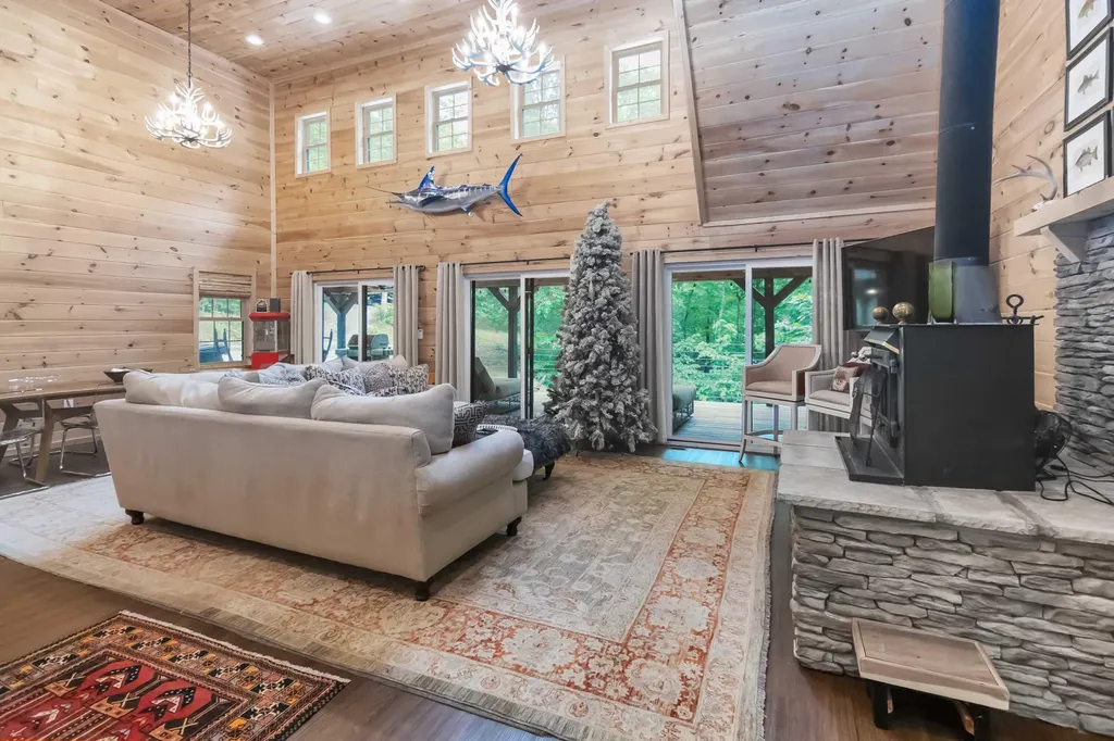 280 Timber Ridge Road Nancy KY 42544