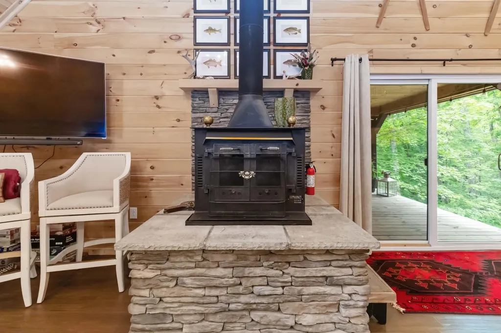 280 Timber Ridge Road Nancy KY 42544