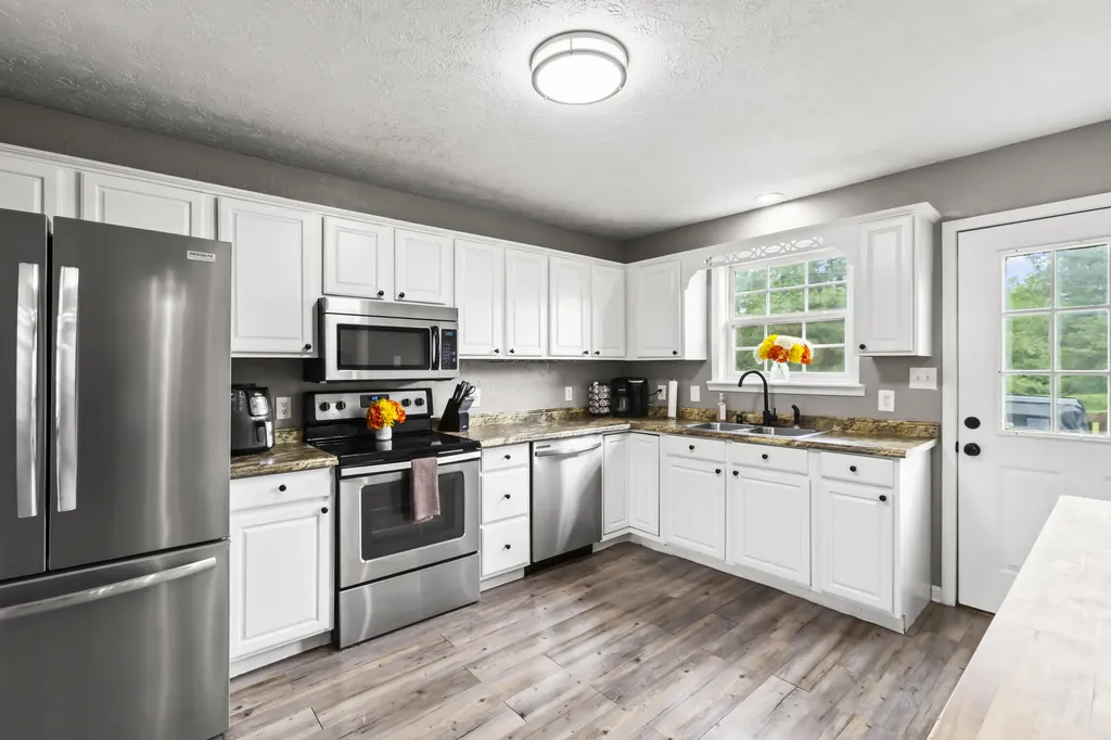 218 Colony Boulevard Georgetown KY 40324