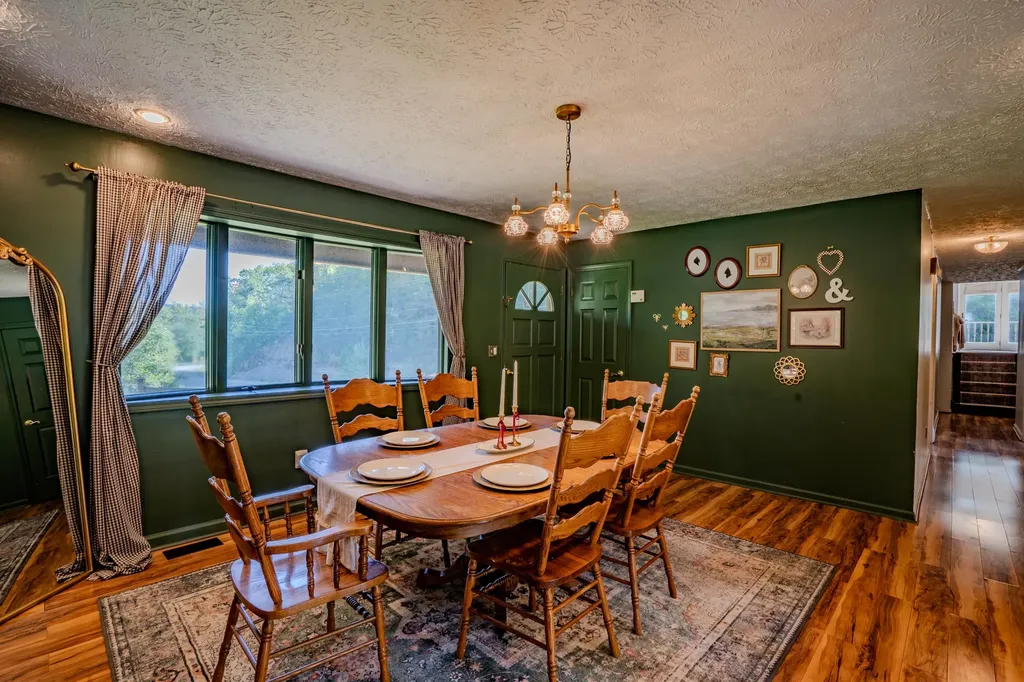 452 W Key 8 Vanceburg KY 41179