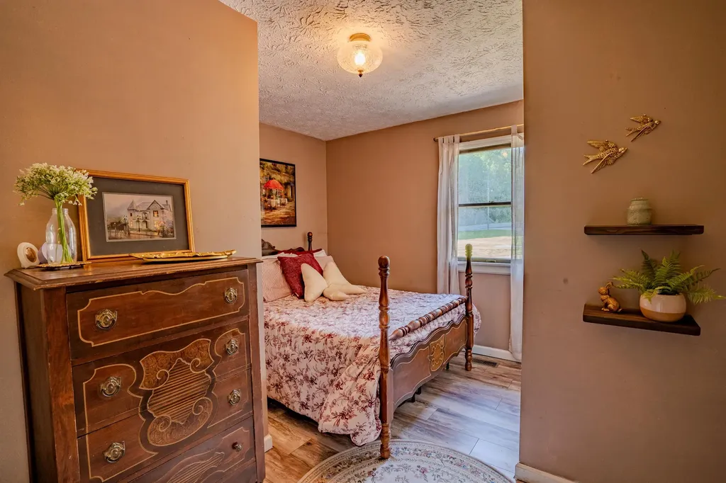 452 W Key 8 Vanceburg KY 41179