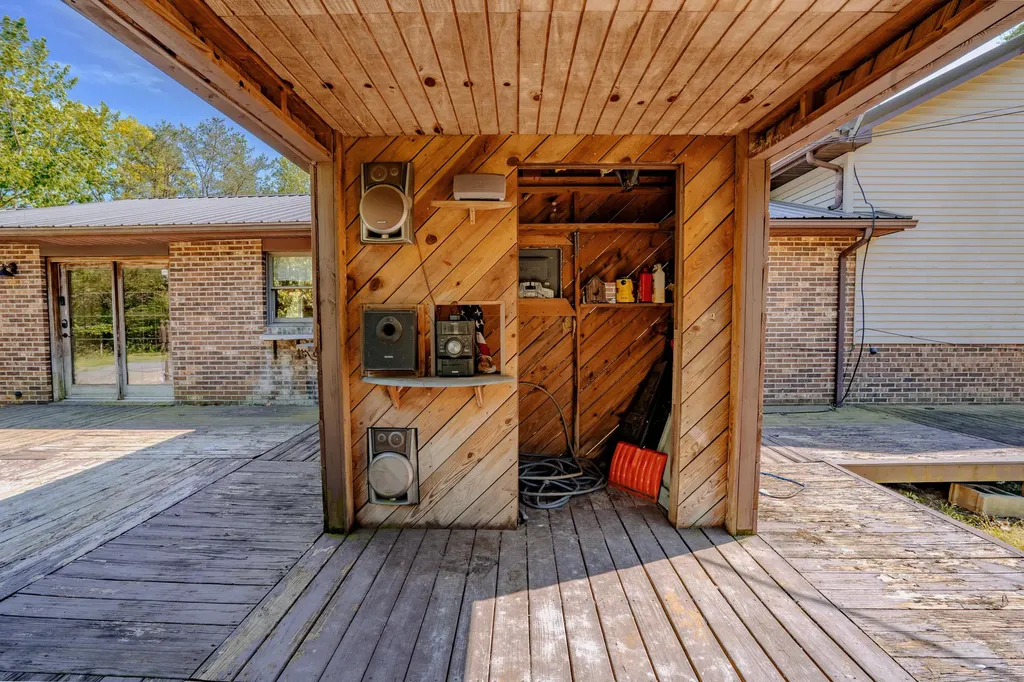 452 W Key 8 Vanceburg KY 41179