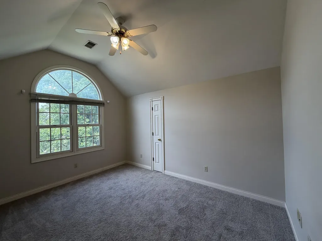 1251 Equestrian Way Frankfort KY 40601
