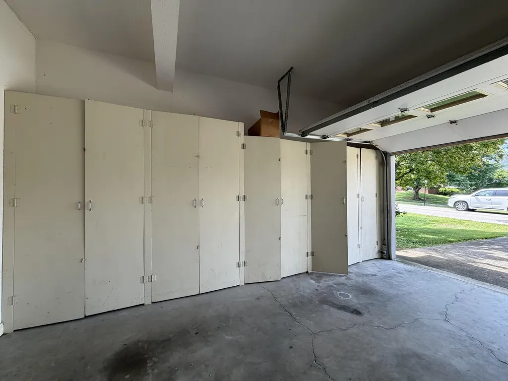 1251 Equestrian Way Frankfort KY 40601