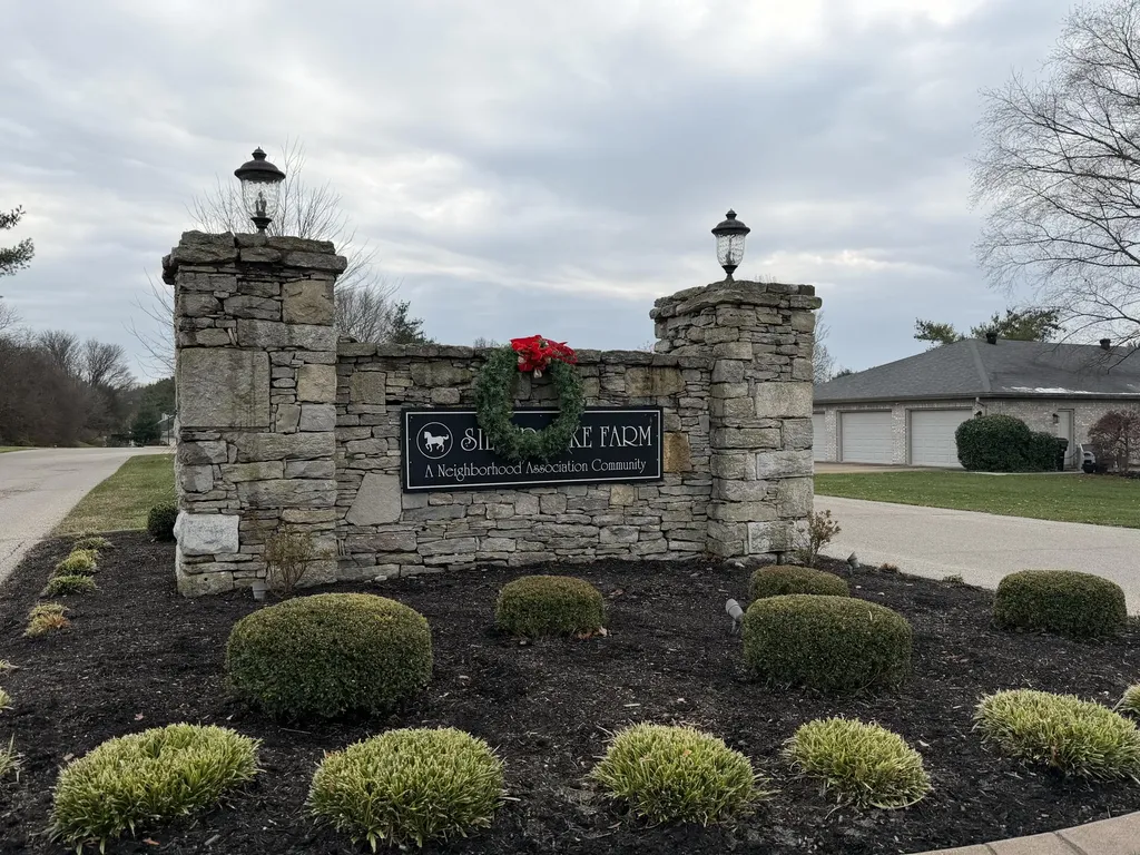 1251 Equestrian Way Frankfort KY 40601