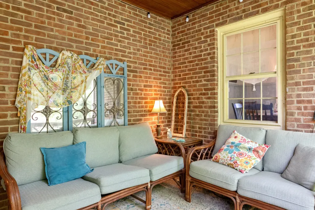307 Old Coach Road Nicholasville KY 40356