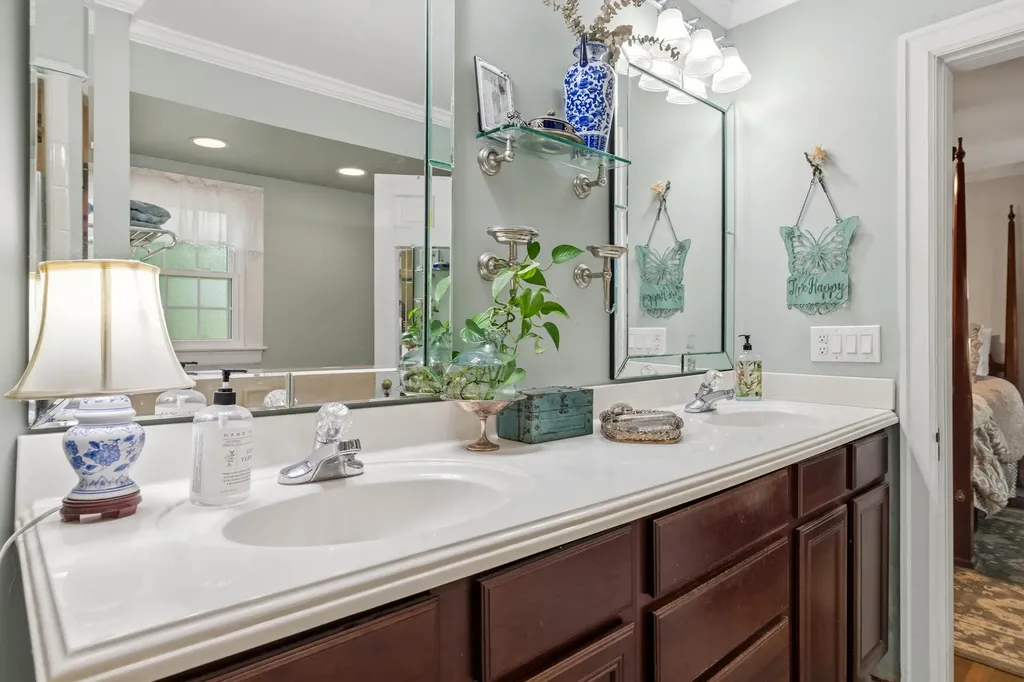 307 Old Coach Road Nicholasville KY 40356