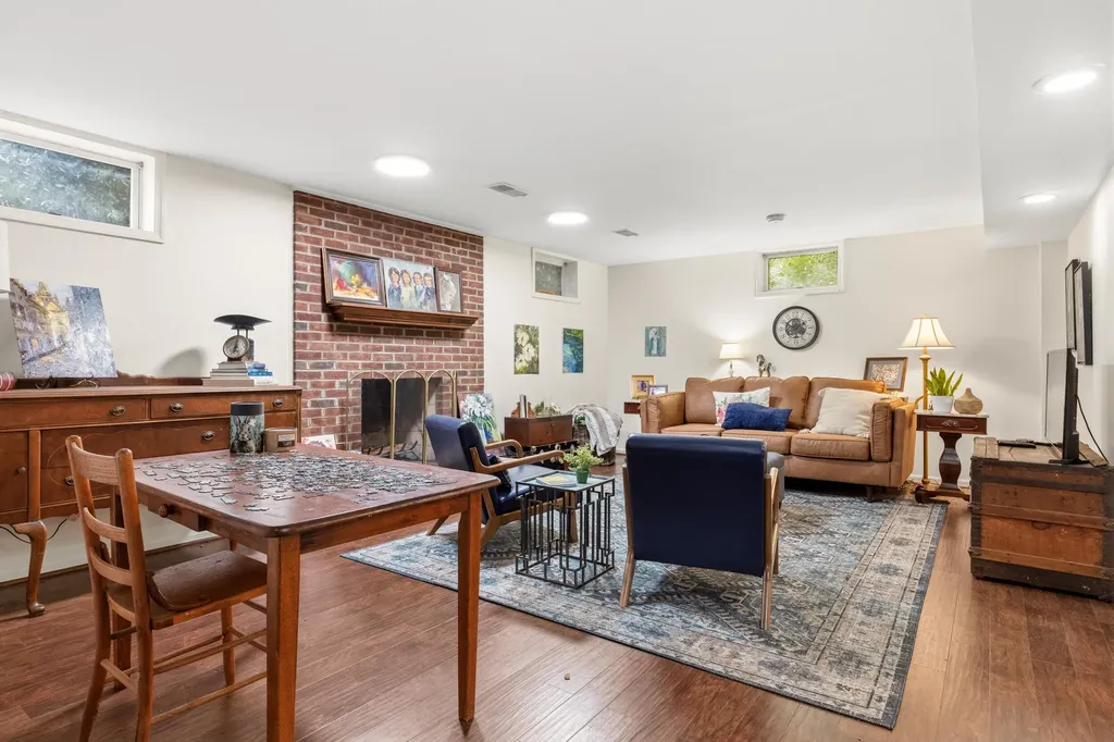 307 Old Coach Road Nicholasville KY 40356