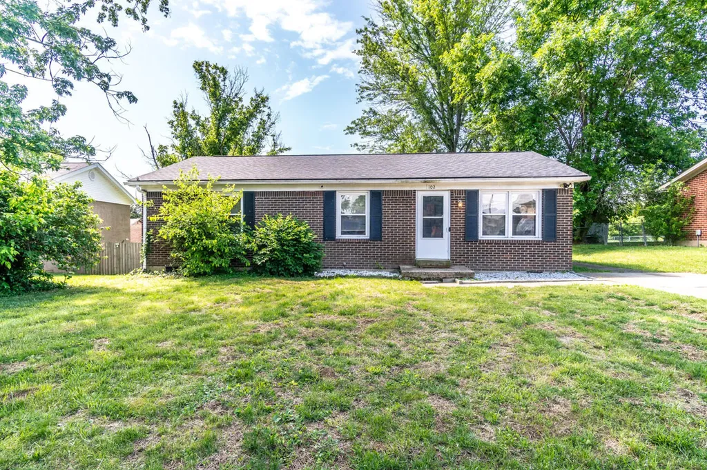 102 Brooks Road Richmond KY 40475
