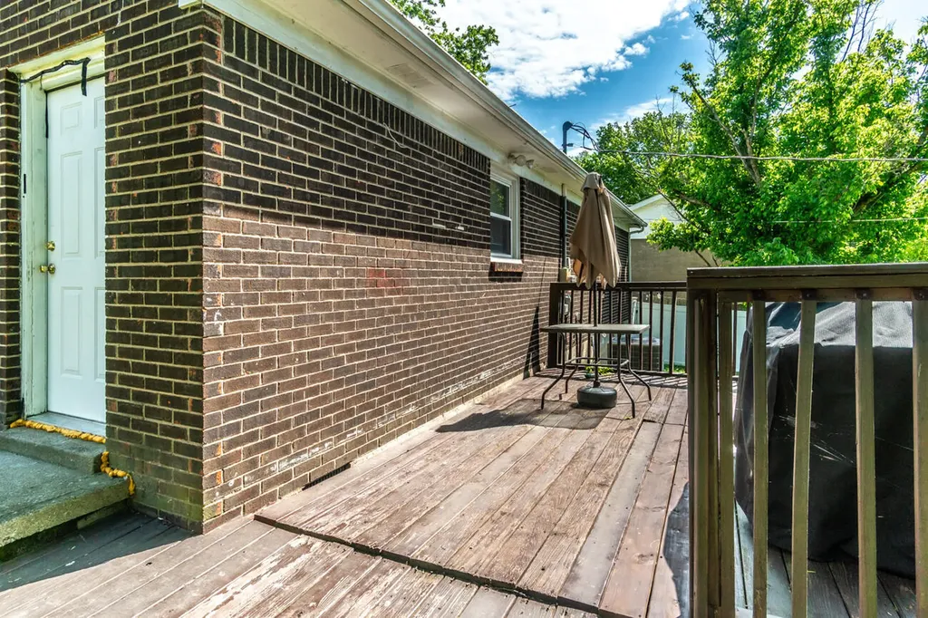 102 Brooks Road Richmond KY 40475