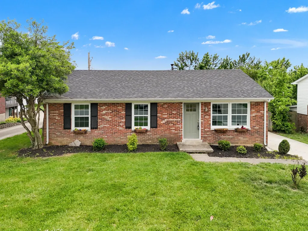793 Marcella Street Versailles KY 40383