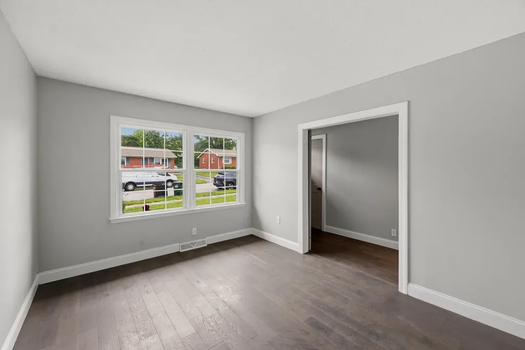 793 Marcella Street Versailles KY 40383