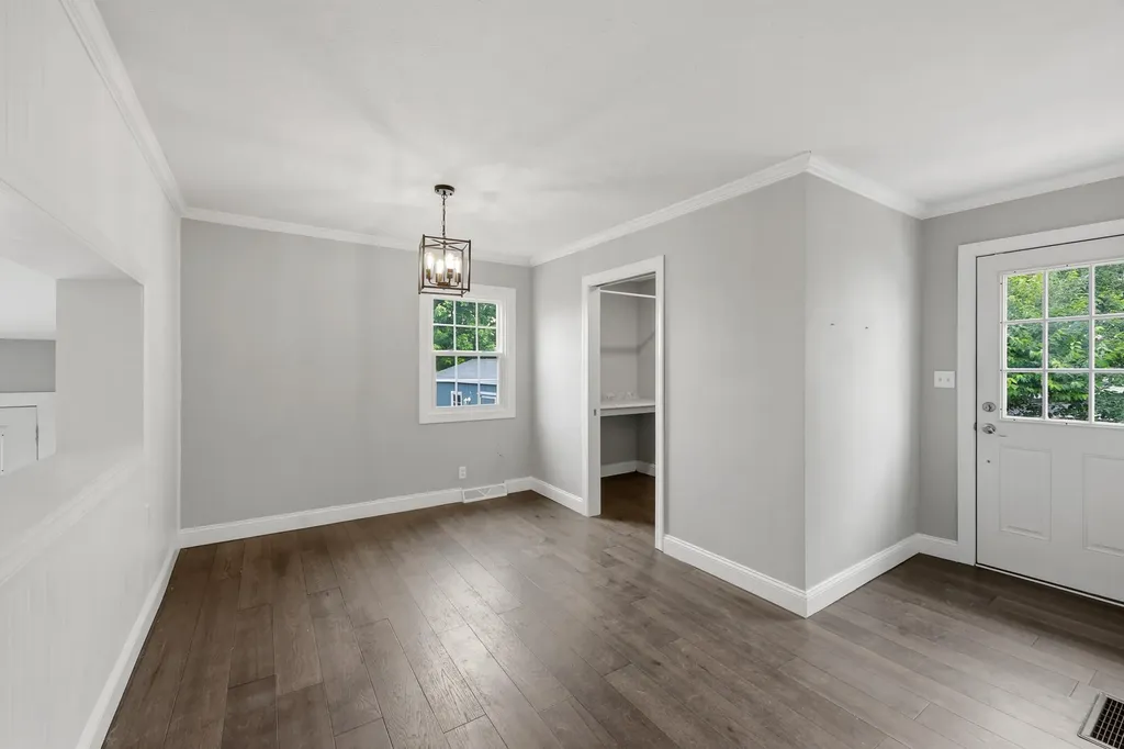 793 Marcella Street Versailles KY 40383
