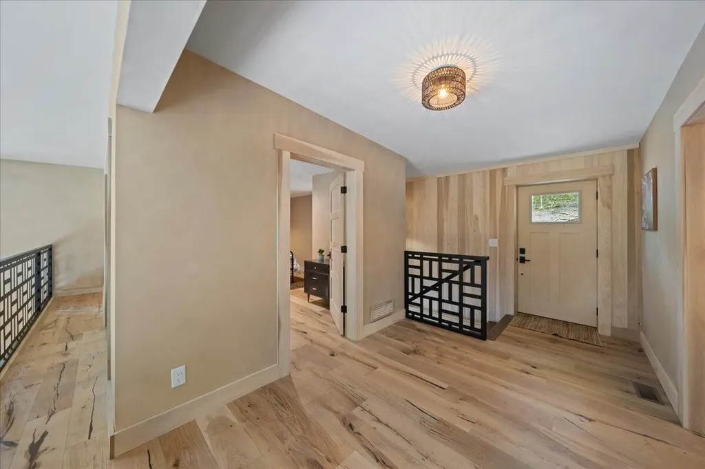 33 Jubilee Way Zoe KY 41397
