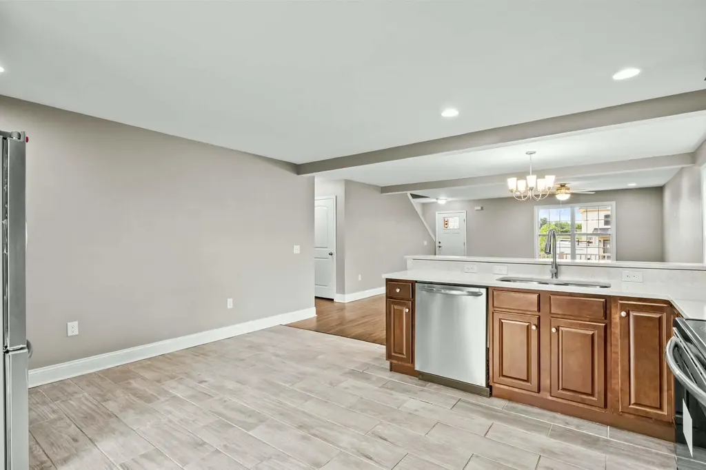 3002 Thorntree Lane Lawrenceburg KY 40342