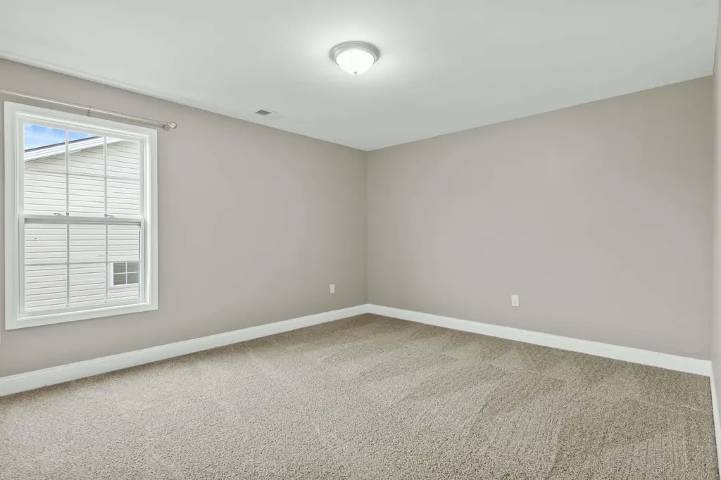 3002 Thorntree Lane Lawrenceburg KY 40342