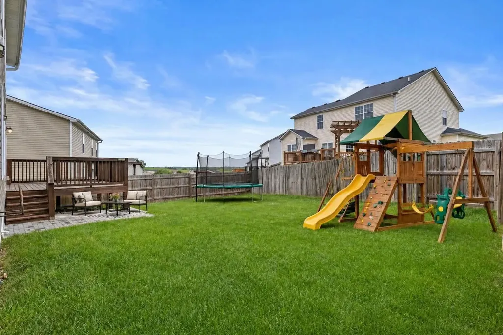 3002 Thorntree Lane Lawrenceburg KY 40342