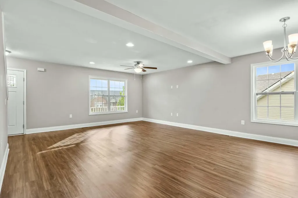 3002 Thorntree Lane Lawrenceburg KY 40342