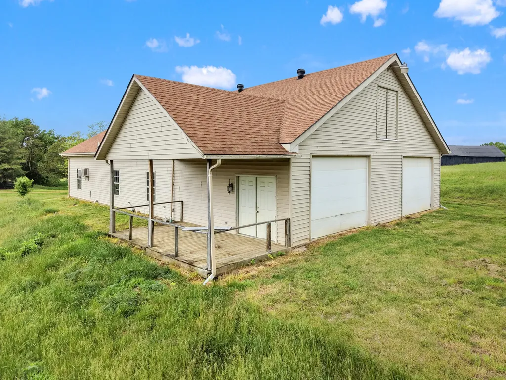 5108 Fords Mill Road Versailles KY 40383