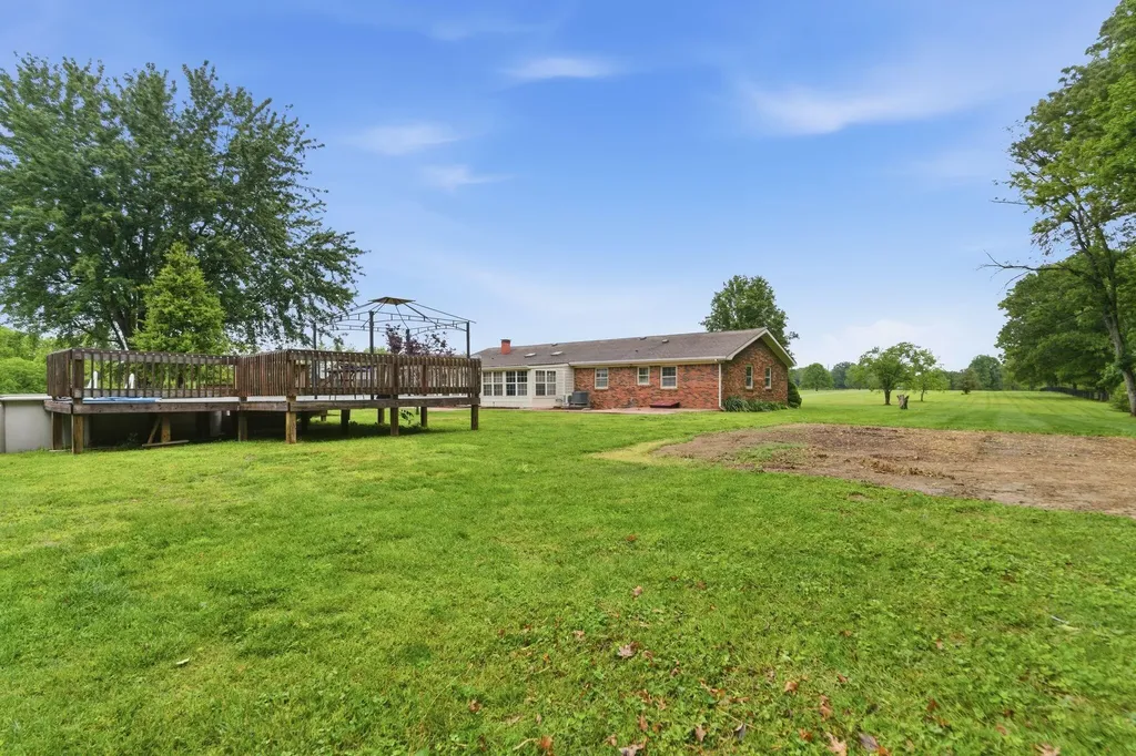 779 College Hill Road Waco KY 40385