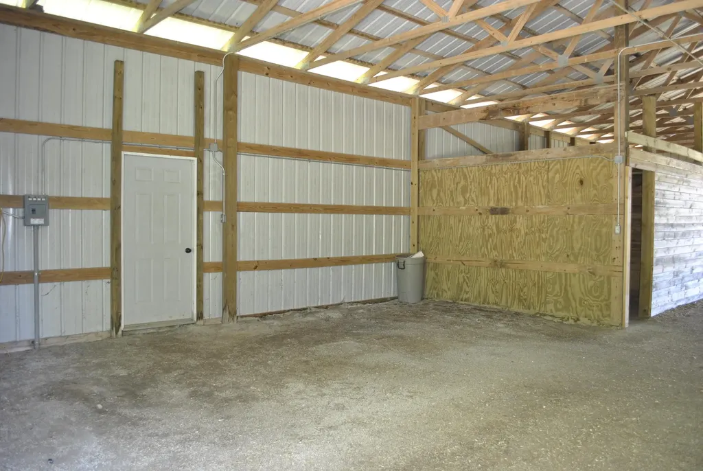 337 Collins Road Paris KY 40361