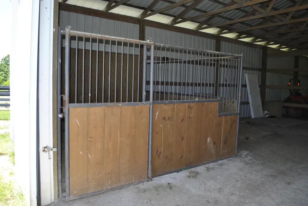 337 Collins Road Paris KY 40361