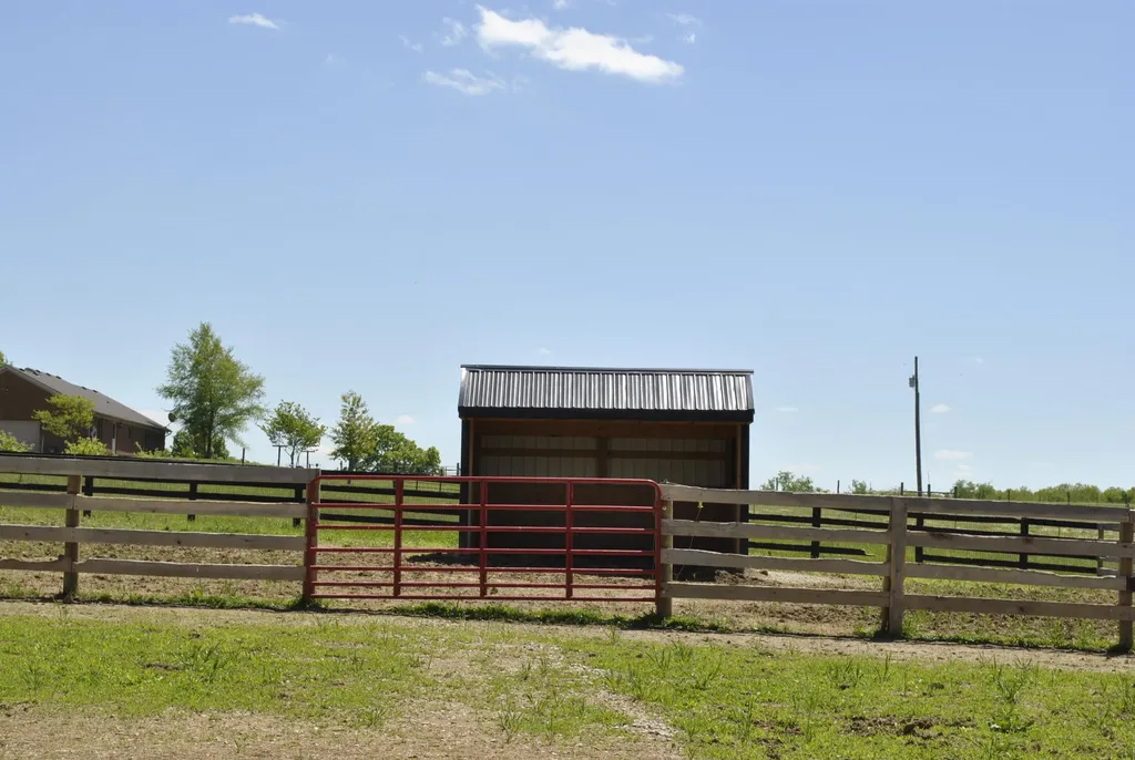 337 Collins Road Paris KY 40361