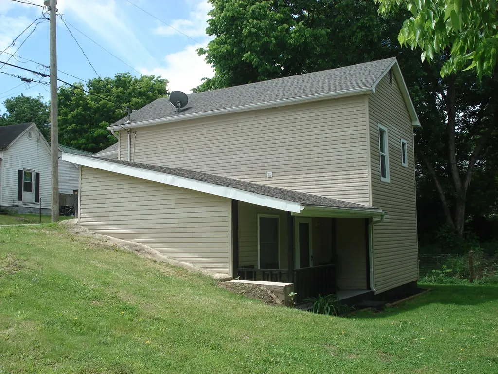 108 Smith Avenue Cynthiana KY 41031