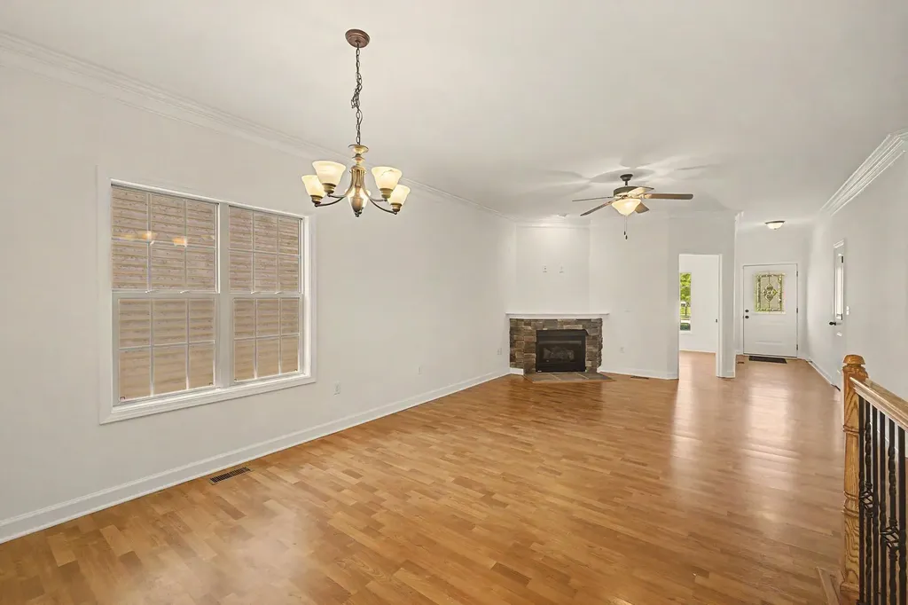 3017 Falling Leaves Lane Lexington KY 40509