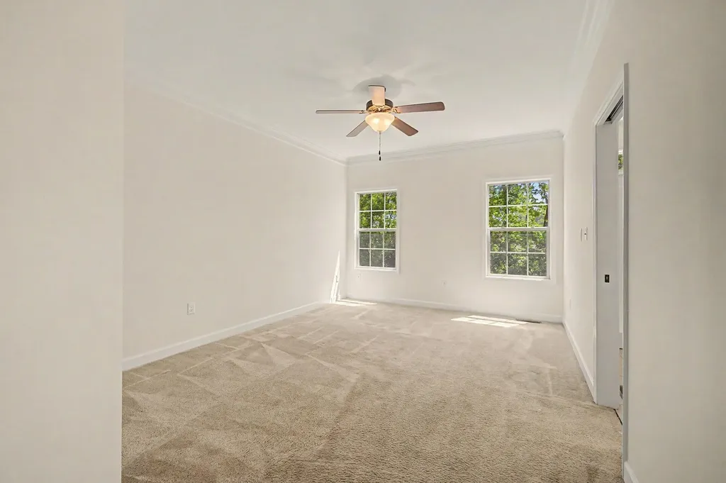 3017 Falling Leaves Lane Lexington KY 40509