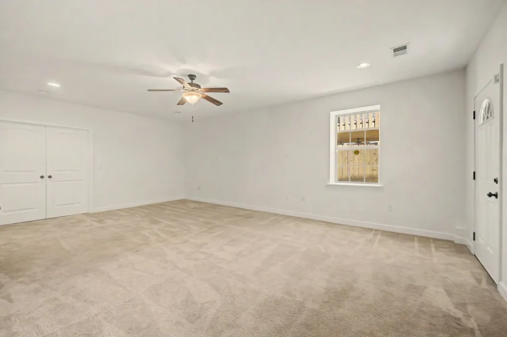 3017 Falling Leaves Lane Lexington KY 40509