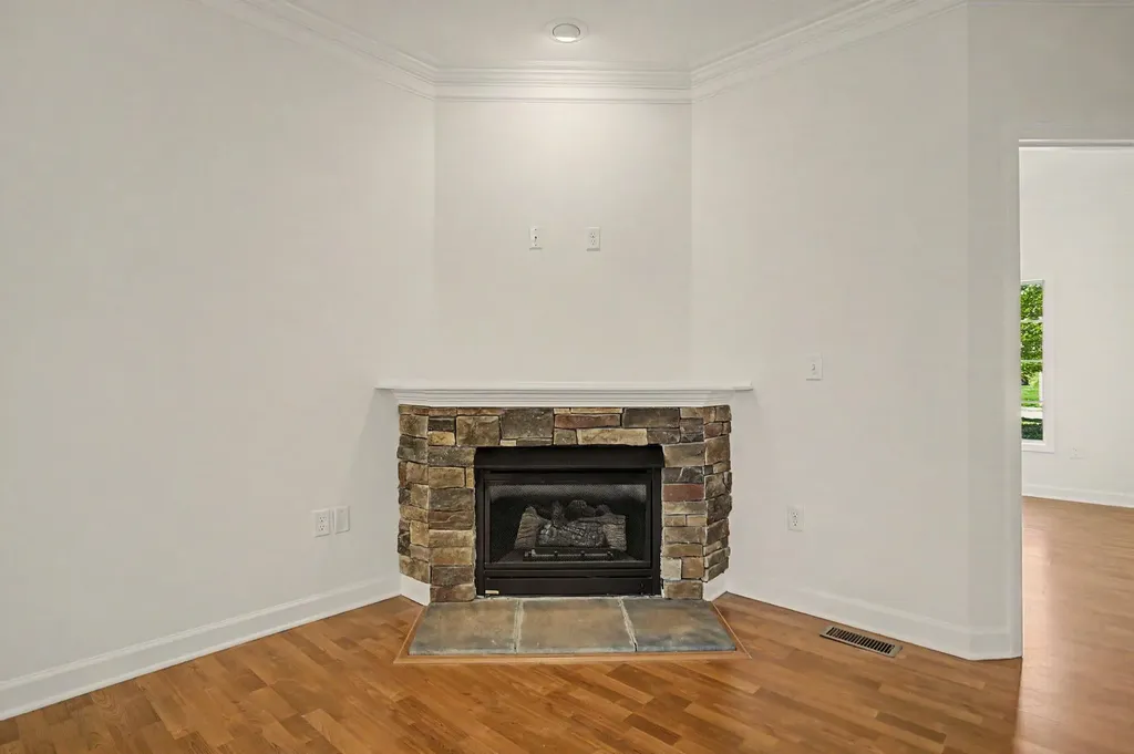 3017 Falling Leaves Lane Lexington KY 40509
