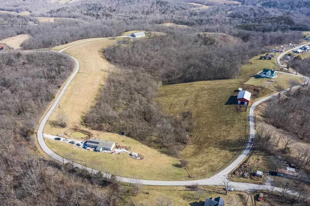 3820 Stoney Creek Road Carlisle KY 40311